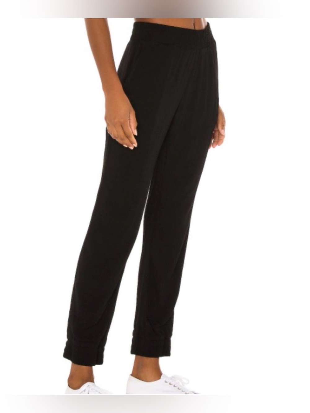 Monrow black Crepe Rayon Pants small